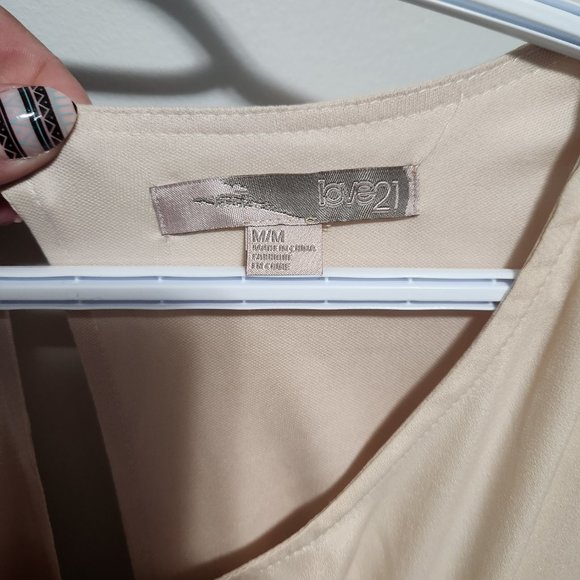 Two tone dress - Picture 3 of 3